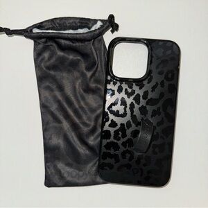 Black Leopard Matte iPhone 15 Pro Max Loopy Case🖤